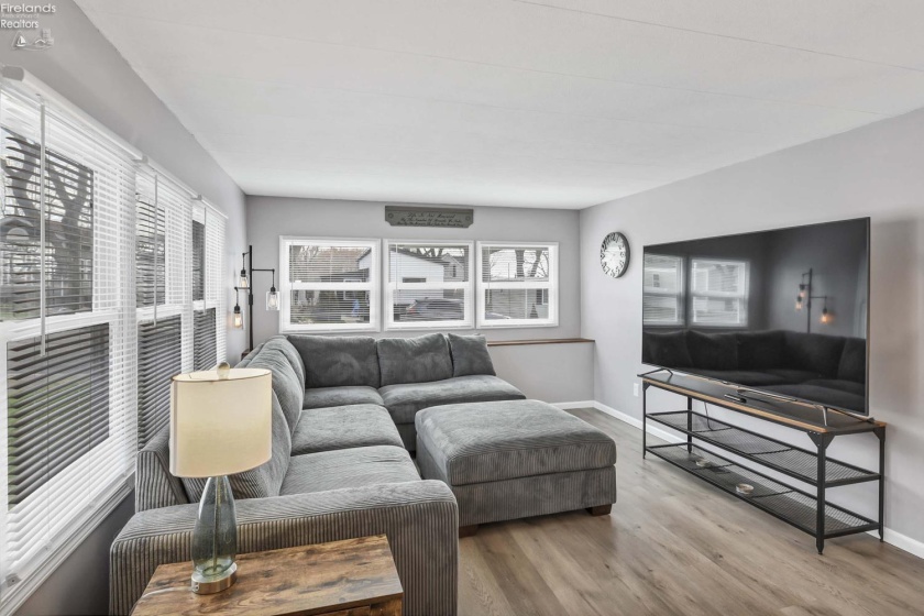 8696 Bayshore Road, Marblehead, 43440, 2 Bedrooms Bedrooms, ,1 BathroomBathrooms,Residential,For Sale,Bayshore,20261265