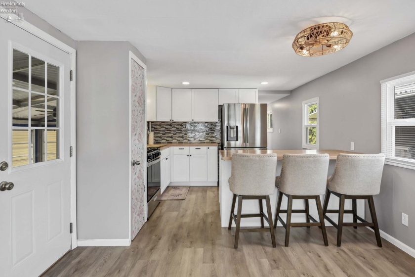 8696 Bayshore Road, Marblehead, 43440, 2 Bedrooms Bedrooms, ,1 BathroomBathrooms,Residential,For Sale,Bayshore,20261265