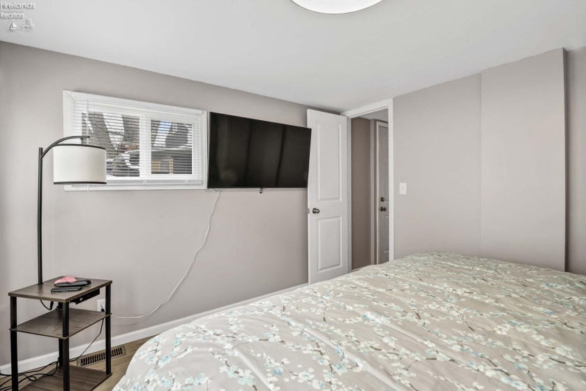 8696 Bayshore Road, Marblehead, 43440, 2 Bedrooms Bedrooms, ,1 BathroomBathrooms,Residential,For Sale,Bayshore,20261265