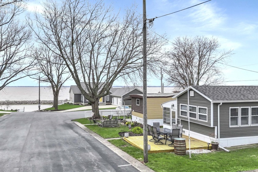 8696 Bayshore Road, Marblehead, 43440, 2 Bedrooms Bedrooms, ,1 BathroomBathrooms,Residential,For Sale,Bayshore,20261265