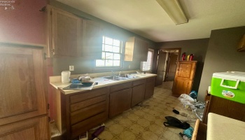 117 Miami Trail, Sandusky, 44870, 3 Bedrooms Bedrooms, ,2 BathroomsBathrooms,Residential,For Sale,Miami Trail,20261266 117 Miami Trail, Sandusky, 44870, 3 Bedrooms Bedrooms, ,2 BathroomsBathrooms,Residential,For Sale,Miami Trail,20261266