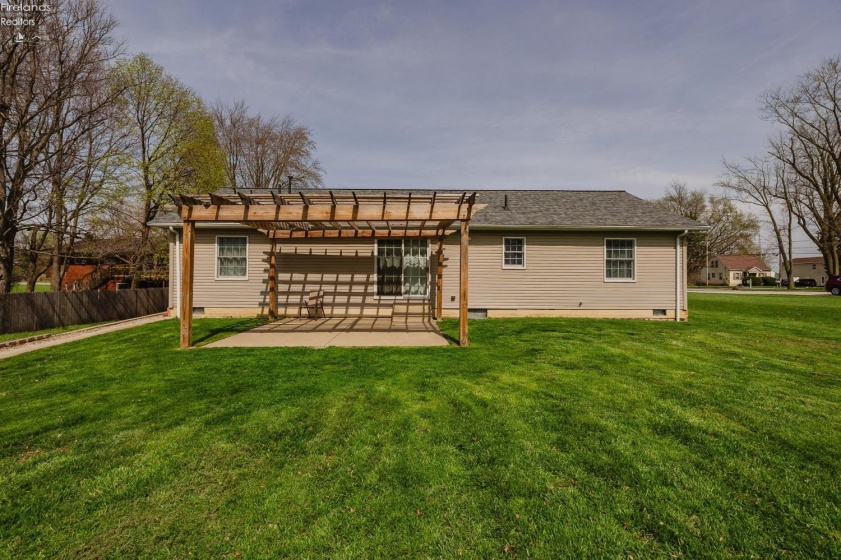 4611 Columbus Avenue, Sandusky, 44870, 3 Bedrooms Bedrooms, ,2 BathroomsBathrooms,Residential,For Sale,Columbus,20261074
