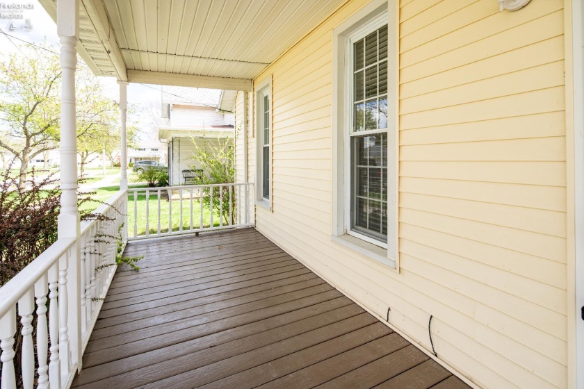 348 E 4th St, Elmore, 43416, 2 Bedrooms Bedrooms, ,1 BathroomBathrooms,Residential,For Sale,E 4th St,20261080