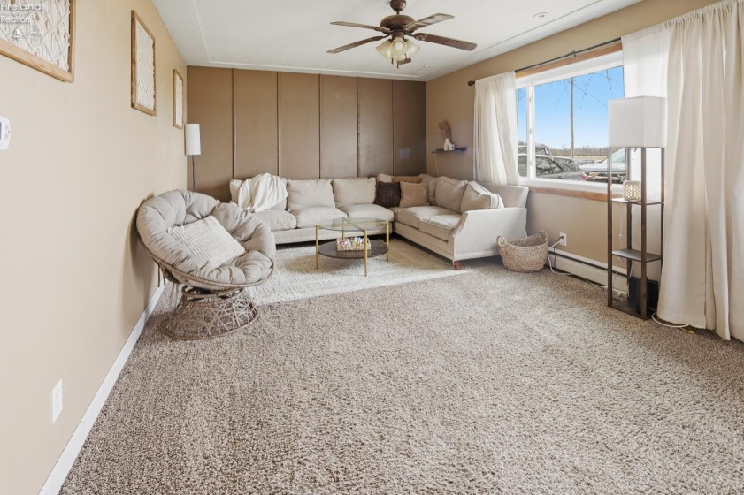 557 Maple Street, Clyde, 43410, 4 Bedrooms Bedrooms, ,3 BathroomsBathrooms,Residential,For Sale,Maple,20261183