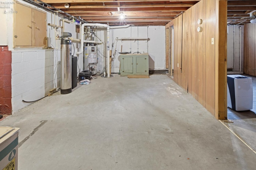 557 Maple Street, Clyde, 43410, 4 Bedrooms Bedrooms, ,3 BathroomsBathrooms,Residential,For Sale,Maple,20261183