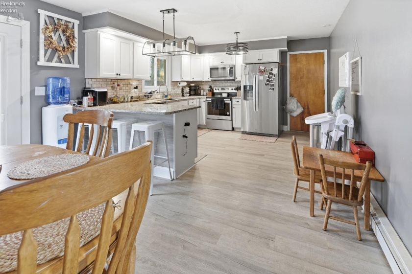 557 Maple Street, Clyde, 43410, 4 Bedrooms Bedrooms, ,3 BathroomsBathrooms,Residential,For Sale,Maple,20261183