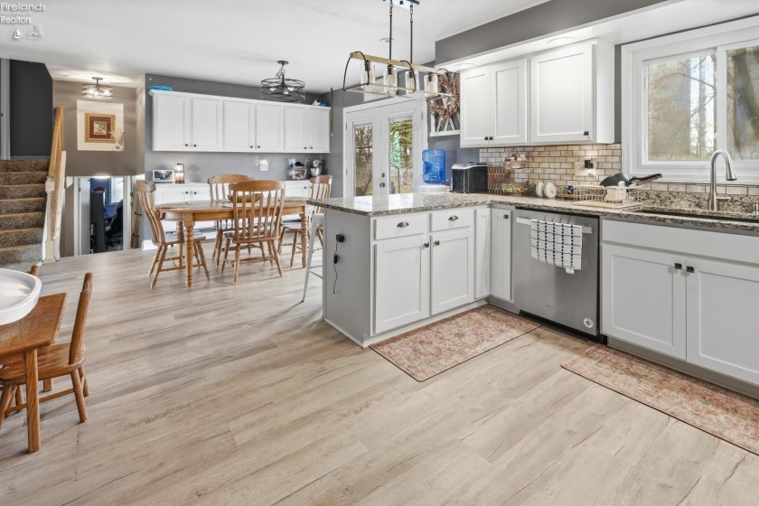 557 Maple Street, Clyde, 43410, 4 Bedrooms Bedrooms, ,3 BathroomsBathrooms,Residential,For Sale,Maple,20261183