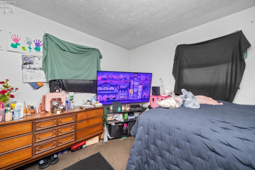 2220 Fallen Timber Drive, Sandusky, 44870, 4 Bedrooms Bedrooms, ,1 BathroomBathrooms,Residential,For Sale,Fallen Timber,20261207