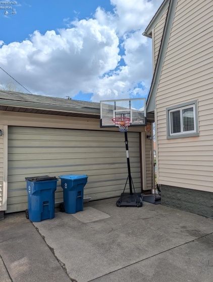 819 Rawson Avenue, Fremont, 43420, 3 Bedrooms Bedrooms, ,2 BathroomsBathrooms,Residential,For Sale,Rawson,20261269