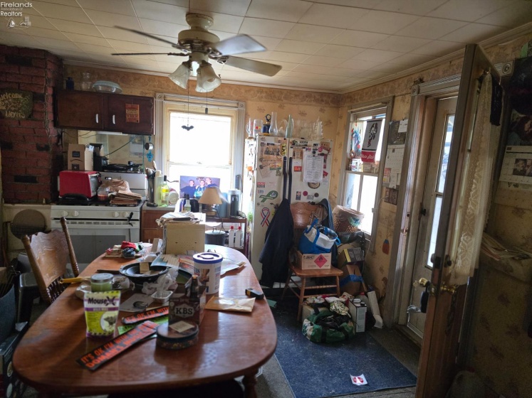 1010 Jefferson Street, Sandusky, 44870, 3 Bedrooms Bedrooms, ,1 BathroomBathrooms,Residential,For Sale,Jefferson,20261262