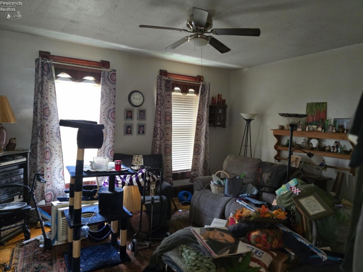 1010 Jefferson Street, Sandusky, 44870, 3 Bedrooms Bedrooms, ,1 BathroomBathrooms,Residential,For Sale,Jefferson,20261262