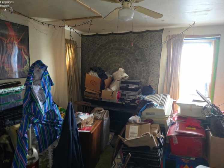 1010 Jefferson Street, Sandusky, 44870, 3 Bedrooms Bedrooms, ,1 BathroomBathrooms,Residential,For Sale,Jefferson,20261262