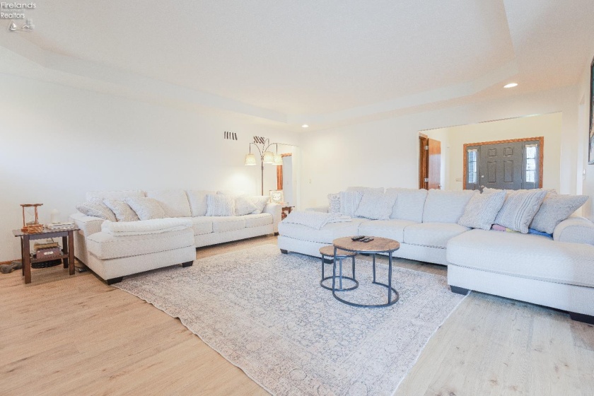 3408 Liberty Road, Willard, 44890, 3 Bedrooms Bedrooms, ,3 BathroomsBathrooms,Residential,For Sale,Liberty,20261267