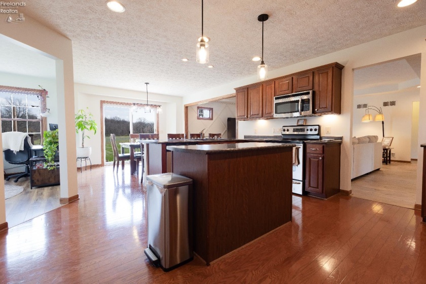 3408 Liberty Road, Willard, 44890, 3 Bedrooms Bedrooms, ,3 BathroomsBathrooms,Residential,For Sale,Liberty,20261267