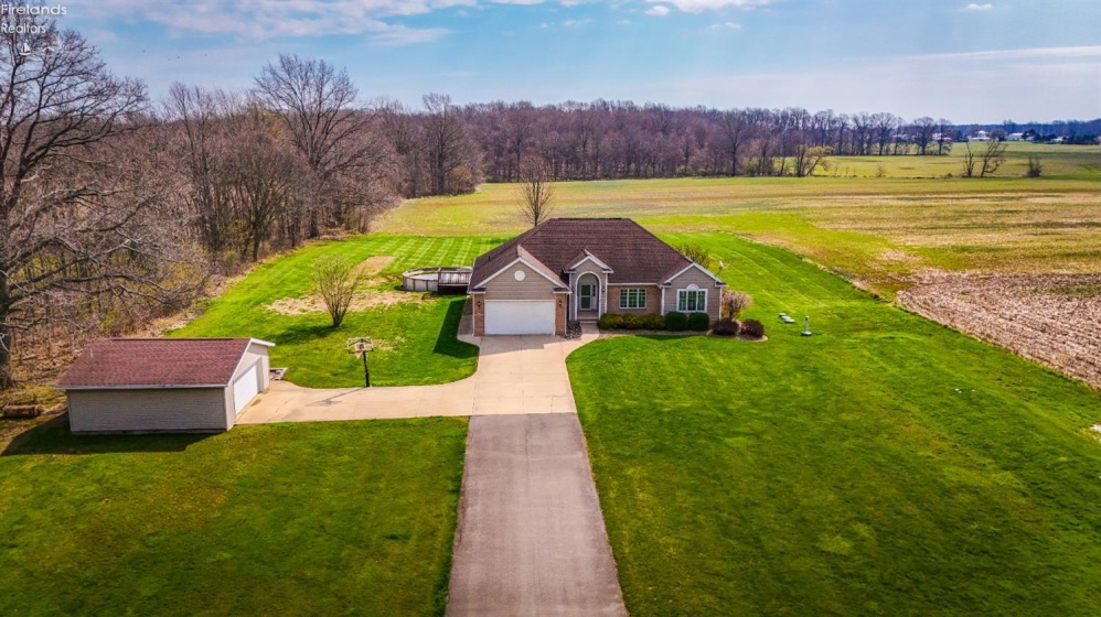 3408 Liberty Road, Willard, 44890, 3 Bedrooms Bedrooms, ,3 BathroomsBathrooms,Residential,For Sale,Liberty,20261267