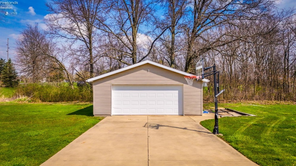 3408 Liberty Road, Willard, 44890, 3 Bedrooms Bedrooms, ,3 BathroomsBathrooms,Residential,For Sale,Liberty,20261267