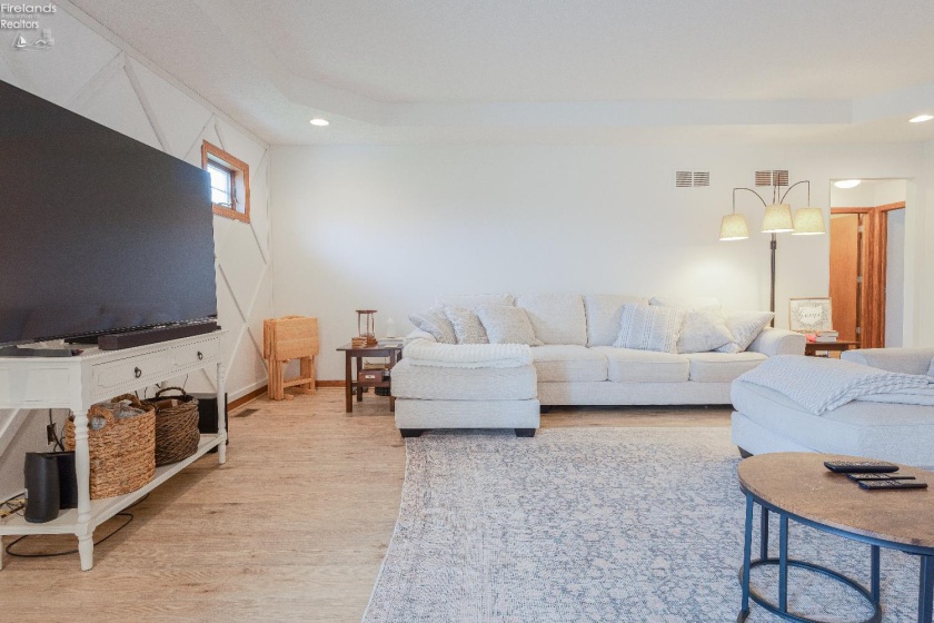 3408 Liberty Road, Willard, 44890, 3 Bedrooms Bedrooms, ,3 BathroomsBathrooms,Residential,For Sale,Liberty,20261267