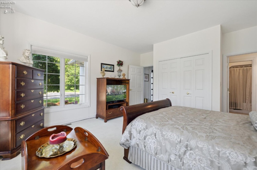 2170 Dorchester Drive, Marblehead, 43440, 4 Bedrooms Bedrooms, ,5 BathroomsBathrooms,Residential,For Sale,Dorchester,20261275