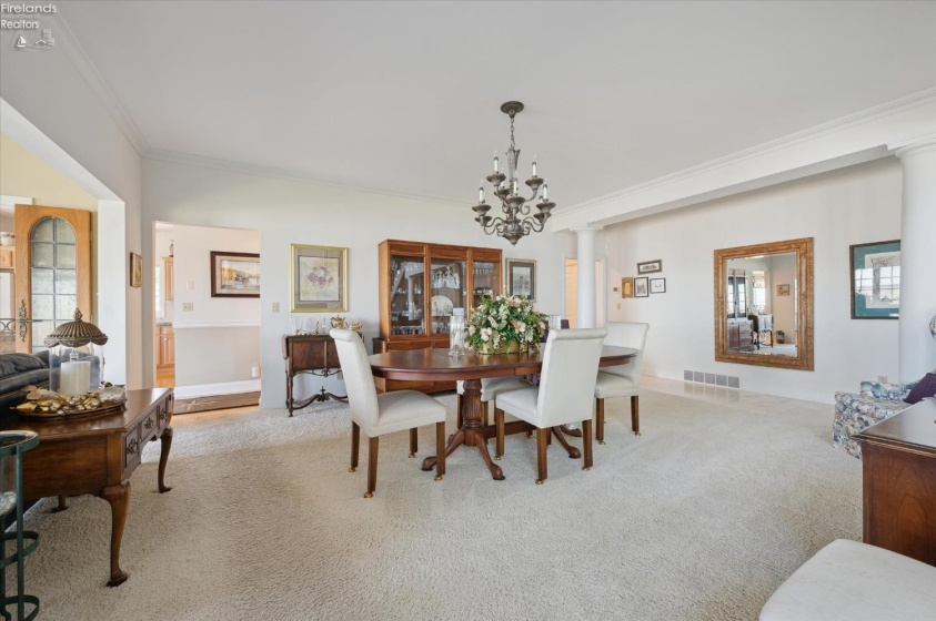 2170 Dorchester Drive, Marblehead, 43440, 4 Bedrooms Bedrooms, ,5 BathroomsBathrooms,Residential,For Sale,Dorchester,20261275