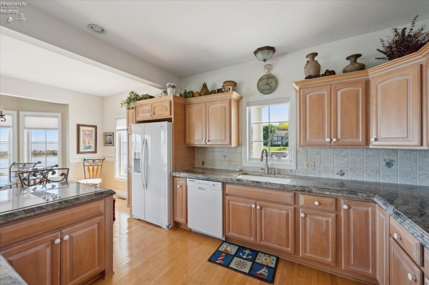 2170 Dorchester Drive, Marblehead, 43440, 4 Bedrooms Bedrooms, ,5 BathroomsBathrooms,Residential,For Sale,Dorchester,20261275