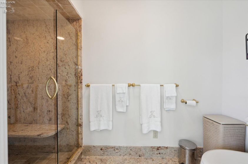 2170 Dorchester Drive, Marblehead, 43440, 4 Bedrooms Bedrooms, ,5 BathroomsBathrooms,Residential,For Sale,Dorchester,20261275