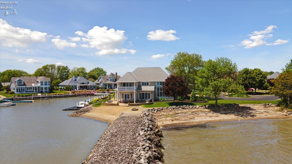 2170 Dorchester Drive, Marblehead, 43440, 4 Bedrooms Bedrooms, ,5 BathroomsBathrooms,Residential,For Sale,Dorchester,20261275