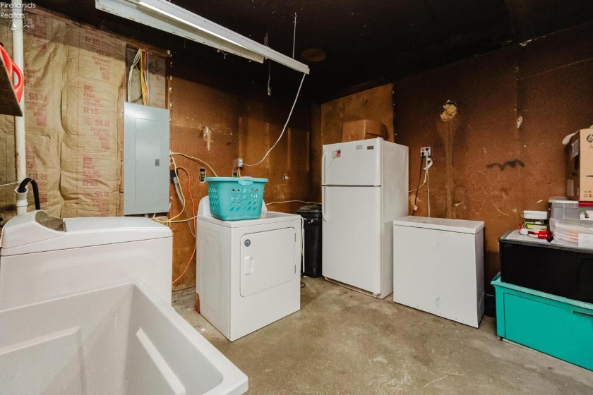 24 Gail Lane, Tiffin, 44883, 3 Bedrooms Bedrooms, ,1 BathroomBathrooms,Residential,For Sale,Gail,20261281