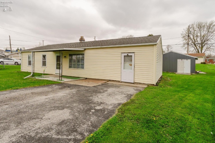 24 Gail Lane, Tiffin, 44883, 3 Bedrooms Bedrooms, ,1 BathroomBathrooms,Residential,For Sale,Gail,20261281