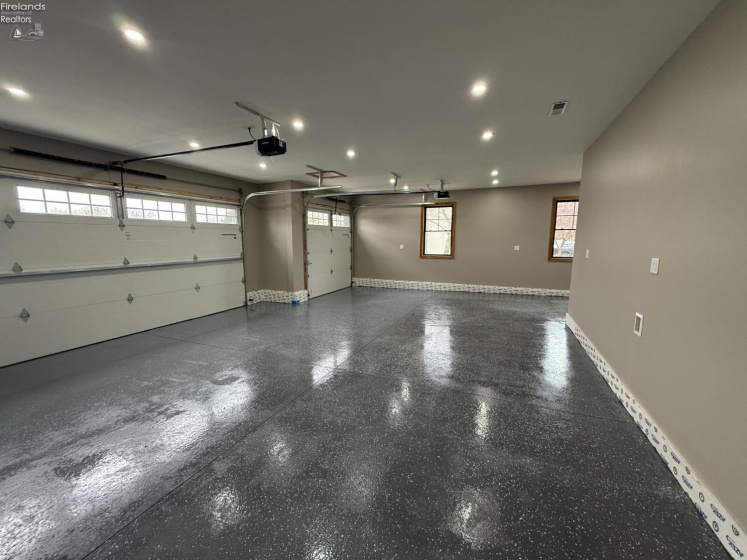 203 Crestwood Drive, Willard, 44890, 3 Bedrooms Bedrooms, ,2 BathroomsBathrooms,Residential,For Sale,Crestwood,20261255