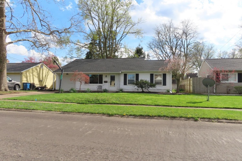 3008 Bayview Lane, Sandusky, 44870, 3 Bedrooms Bedrooms, ,2 BathroomsBathrooms,Residential,For Sale,Bayview,20261258