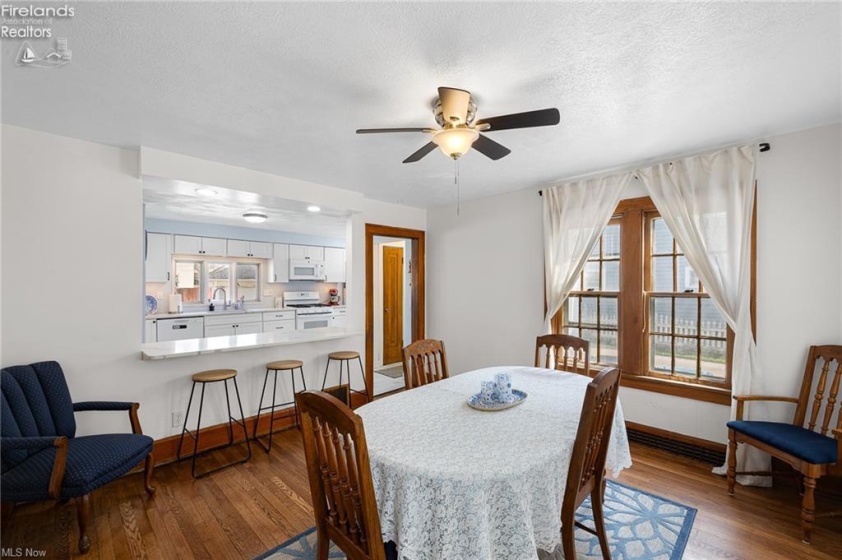 1427 Lakeview Boulevard, Lorain, 44052, ,2 BathroomsBathrooms,Residential,For Sale,Lakeview,20261287