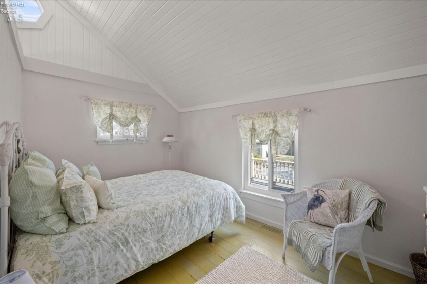 536 Walnut Ave, Lakeside, 43440, 4 Bedrooms Bedrooms, ,2 BathroomsBathrooms,Residential,For Sale,Walnut Ave,20261256