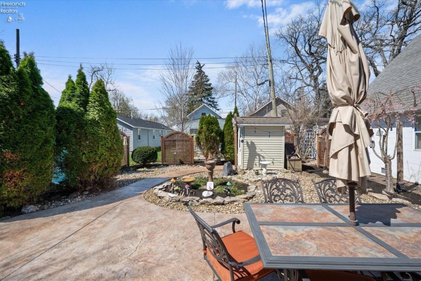 536 Walnut Ave, Lakeside, 43440, 4 Bedrooms Bedrooms, ,2 BathroomsBathrooms,Residential,For Sale,Walnut Ave,20261256