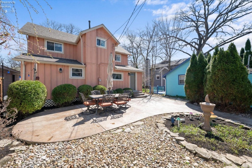 536 Walnut Ave, Lakeside, 43440, 4 Bedrooms Bedrooms, ,2 BathroomsBathrooms,Residential,For Sale,Walnut Ave,20261256