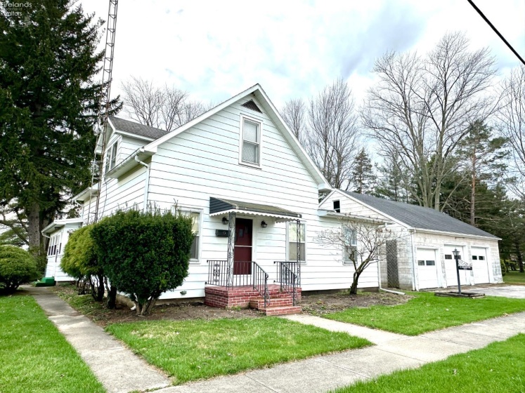 121 Broad Street, Oak Harbor, 43449, 3 Bedrooms Bedrooms, ,1 BathroomBathrooms,Residential,For Sale,Broad,20261133