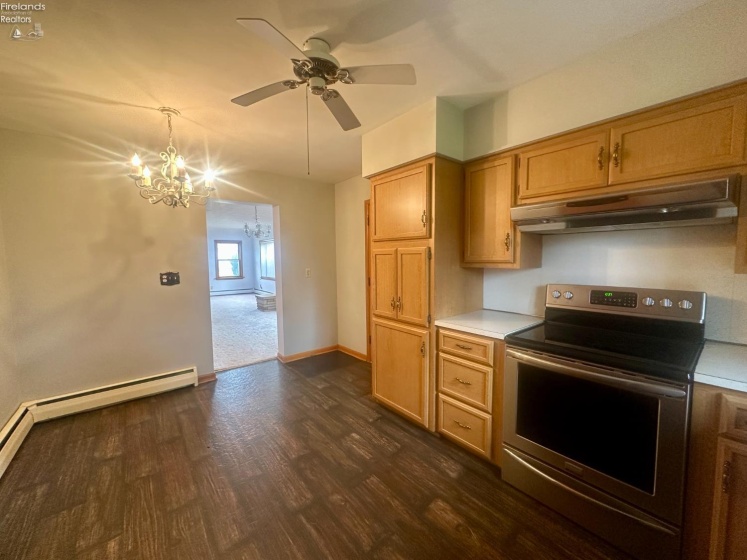 121 Broad Street, Oak Harbor, 43449, 3 Bedrooms Bedrooms, ,1 BathroomBathrooms,Residential,For Sale,Broad,20261133