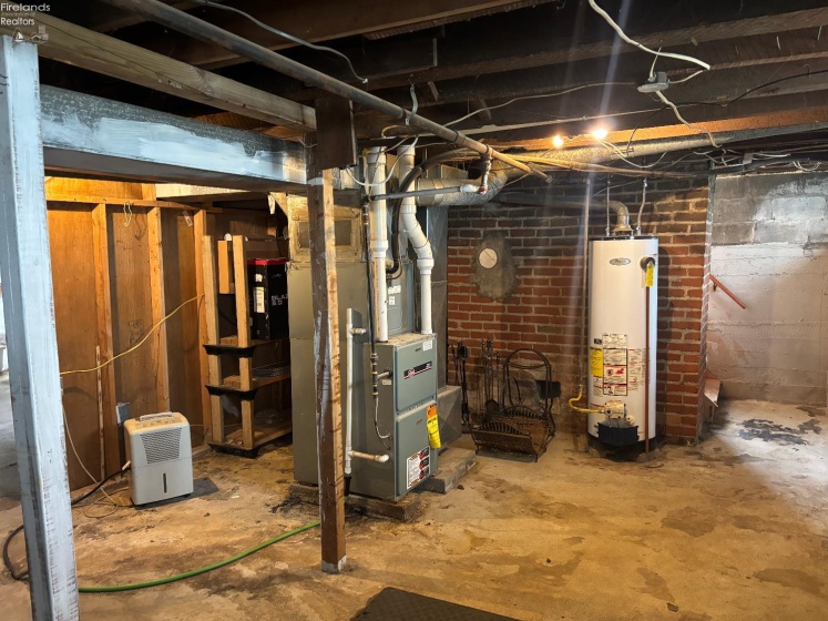 1107 Garrison Street, Fremont, 43420, 3 Bedrooms Bedrooms, ,2 BathroomsBathrooms,Residential,For Sale,Garrison,20261286