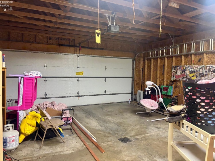 1107 Garrison Street, Fremont, 43420, 3 Bedrooms Bedrooms, ,2 BathroomsBathrooms,Residential,For Sale,Garrison,20261286