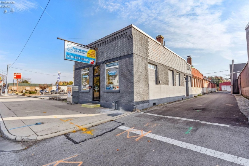 423 Main, Findlay, 45840, ,Commercial,For Sale,Main,20261299