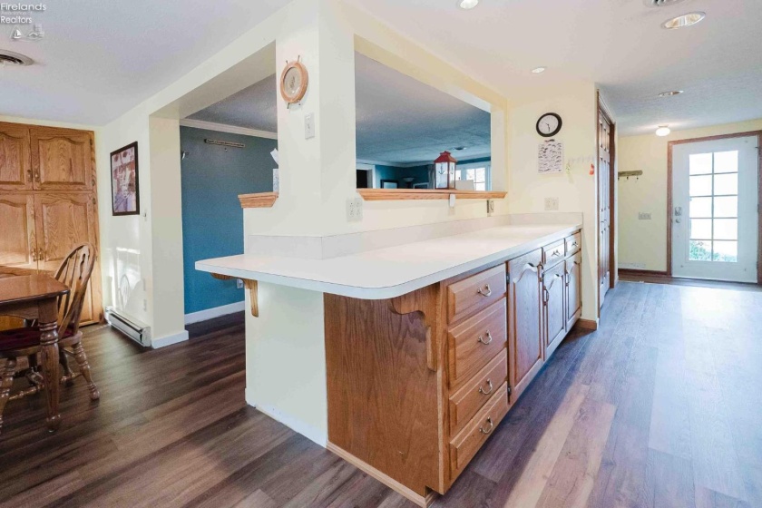 2058 Skyline Drive, Marblehead, 43440, 3 Bedrooms Bedrooms, ,2 BathroomsBathrooms,Residential,For Sale,Skyline,20261292