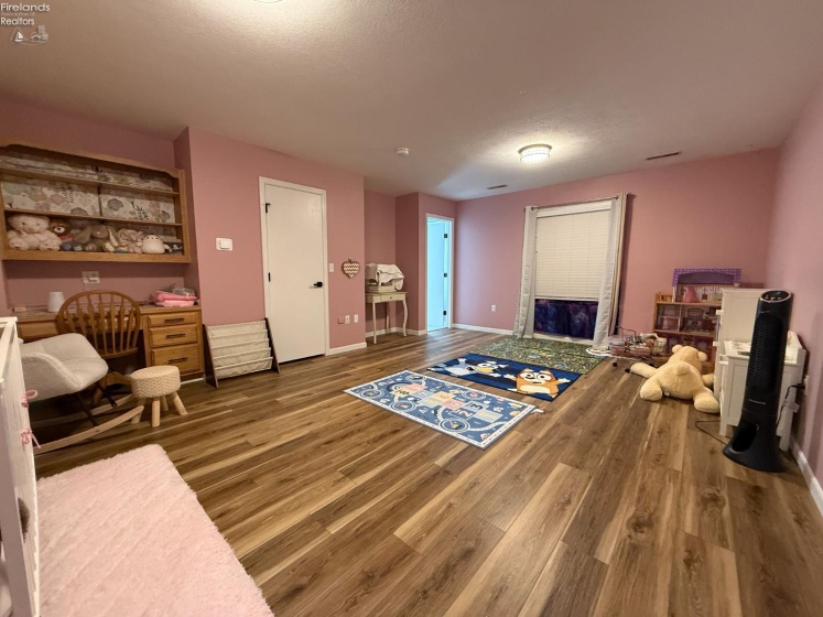 1 Jennifer Way, Norwalk, 44857, 4 Bedrooms Bedrooms, ,6 BathroomsBathrooms,Residential,For Sale,Jennifer,20261283