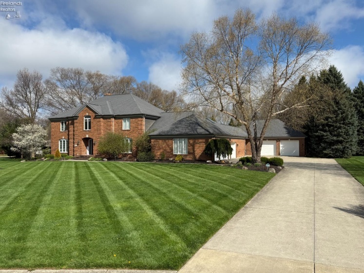 1 Jennifer Way, Norwalk, 44857, 4 Bedrooms Bedrooms, ,6 BathroomsBathrooms,Residential,For Sale,Jennifer,20261283