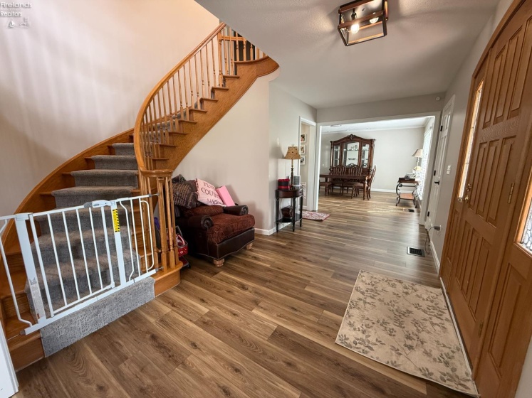 1 Jennifer Way, Norwalk, 44857, 4 Bedrooms Bedrooms, ,6 BathroomsBathrooms,Residential,For Sale,Jennifer,20261283