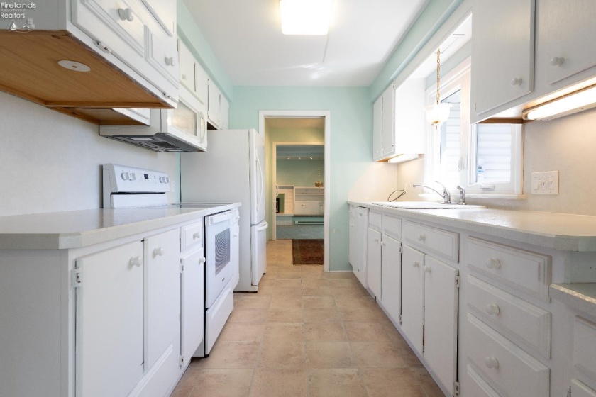 4009 Broadway Road, Willard, 44890, 3 Bedrooms Bedrooms, ,2 BathroomsBathrooms,Residential,For Sale,Broadway,20261294