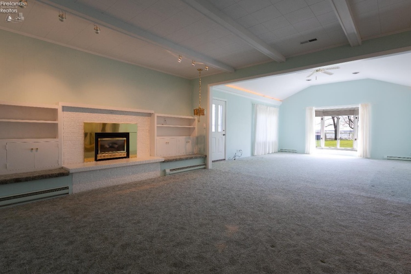 4009 Broadway Road, Willard, 44890, 3 Bedrooms Bedrooms, ,2 BathroomsBathrooms,Residential,For Sale,Broadway,20261294