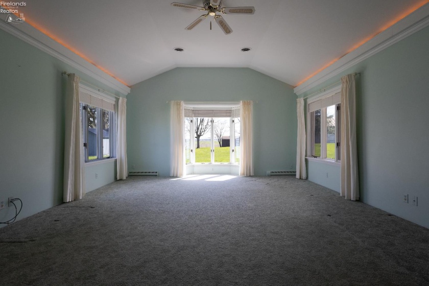 4009 Broadway Road, Willard, 44890, 3 Bedrooms Bedrooms, ,2 BathroomsBathrooms,Residential,For Sale,Broadway,20261294