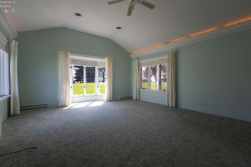 4009 Broadway Road, Willard, 44890, 3 Bedrooms Bedrooms, ,2 BathroomsBathrooms,Residential,For Sale,Broadway,20261294