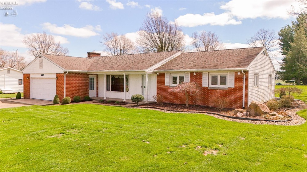 4009 Broadway Road, Willard, 44890, 3 Bedrooms Bedrooms, ,2 BathroomsBathrooms,Residential,For Sale,Broadway,20261294