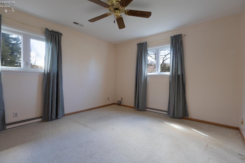 4009 Broadway Road, Willard, 44890, 3 Bedrooms Bedrooms, ,2 BathroomsBathrooms,Residential,For Sale,Broadway,20261294