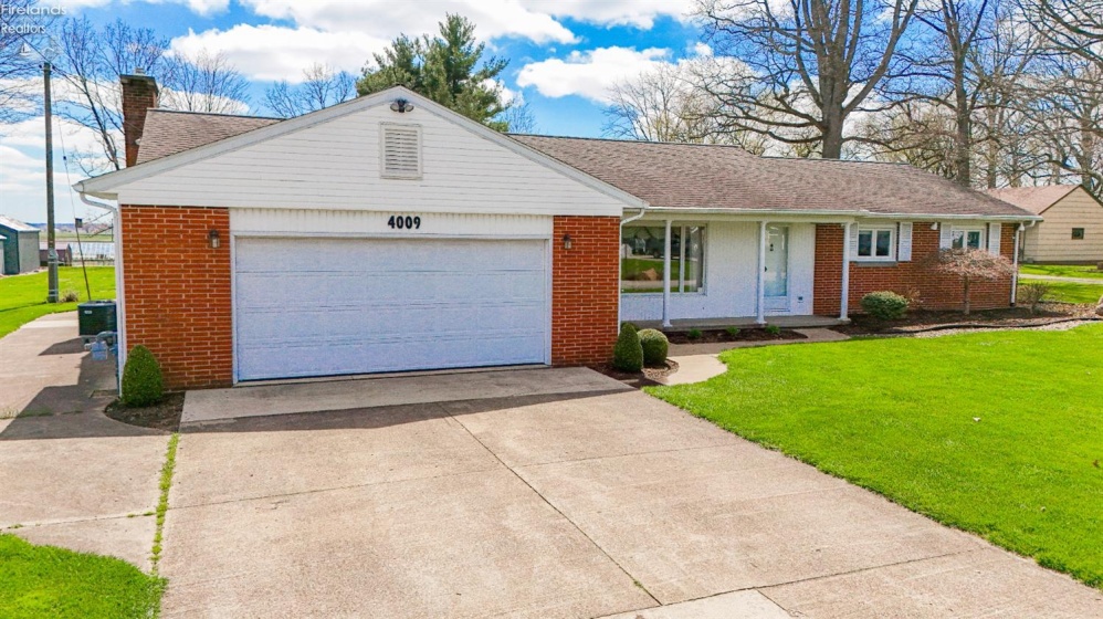 4009 Broadway Road, Willard, 44890, 3 Bedrooms Bedrooms, ,2 BathroomsBathrooms,Residential,For Sale,Broadway,20261294